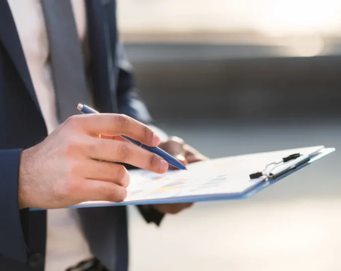 The Essential Checklist for Choosing a 3PL Partner for Your Warehousing Needs The Essential Checklist for Choosing a 3PL Partner for Your Warehousing Needs